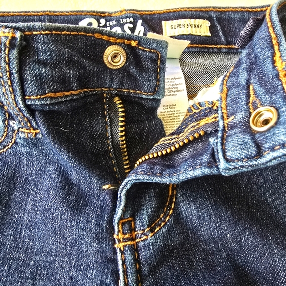NWOT Girls 3T OshKosh super skinny blue jeans - Picture 6 of 7